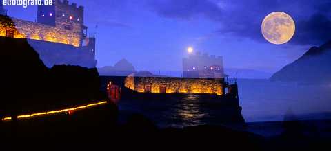 Castillo del Mar bei Nacht auf La Gomera