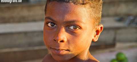 Junge auf Madagaskar